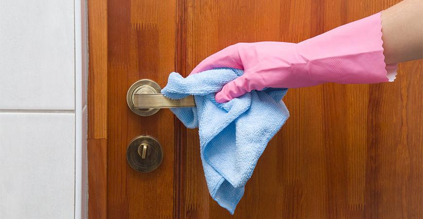 Cách sử dụng cửa gỗ nhựa bền đẹp