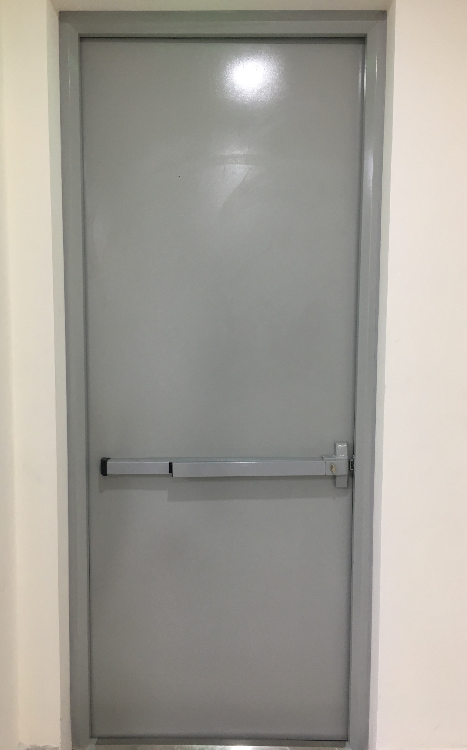 Cửa thép chống cháy 1 cánh SB-TCC 04