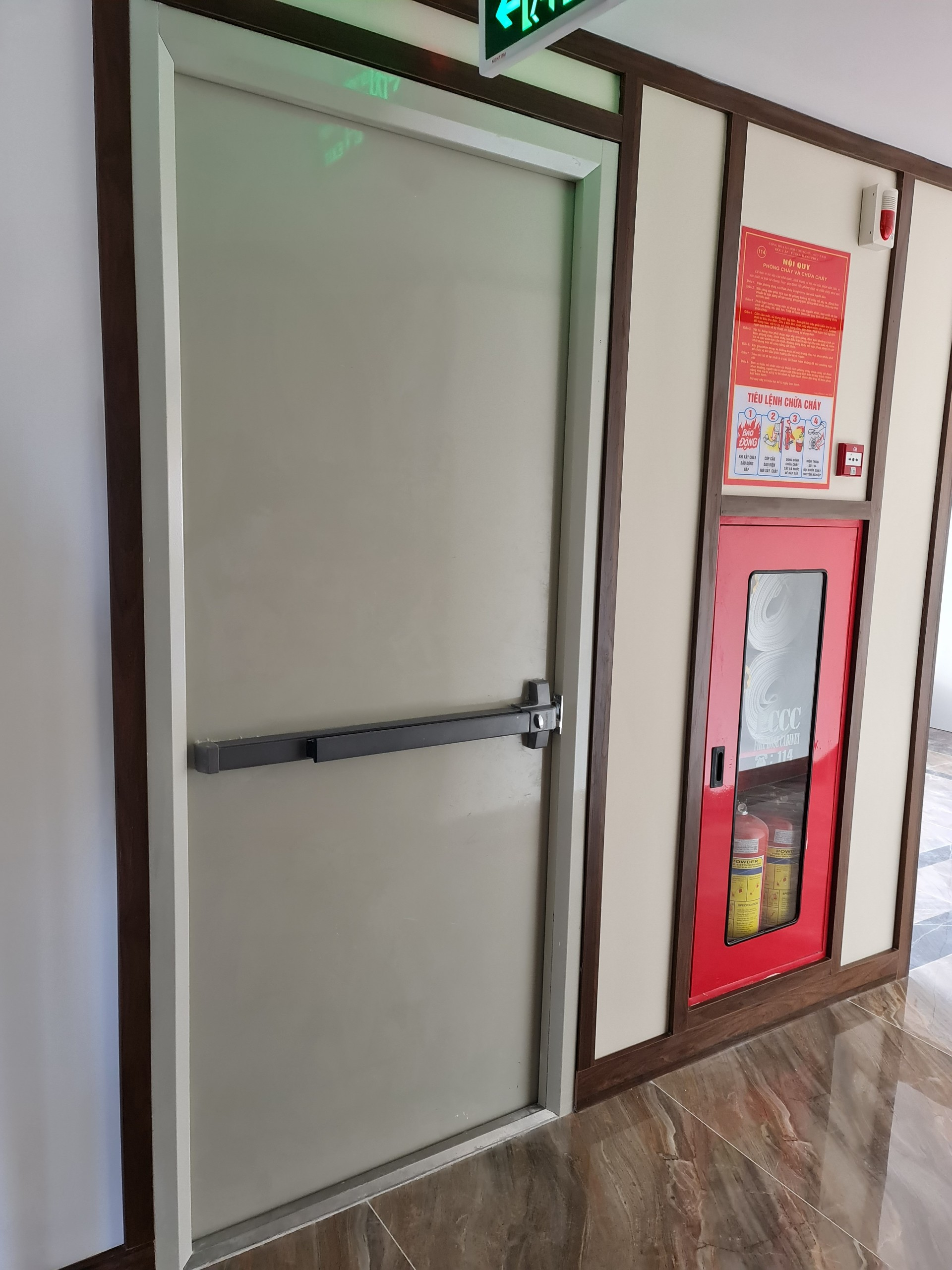 Cửa thép chống cháy 1 cánh SB-TCC 03
