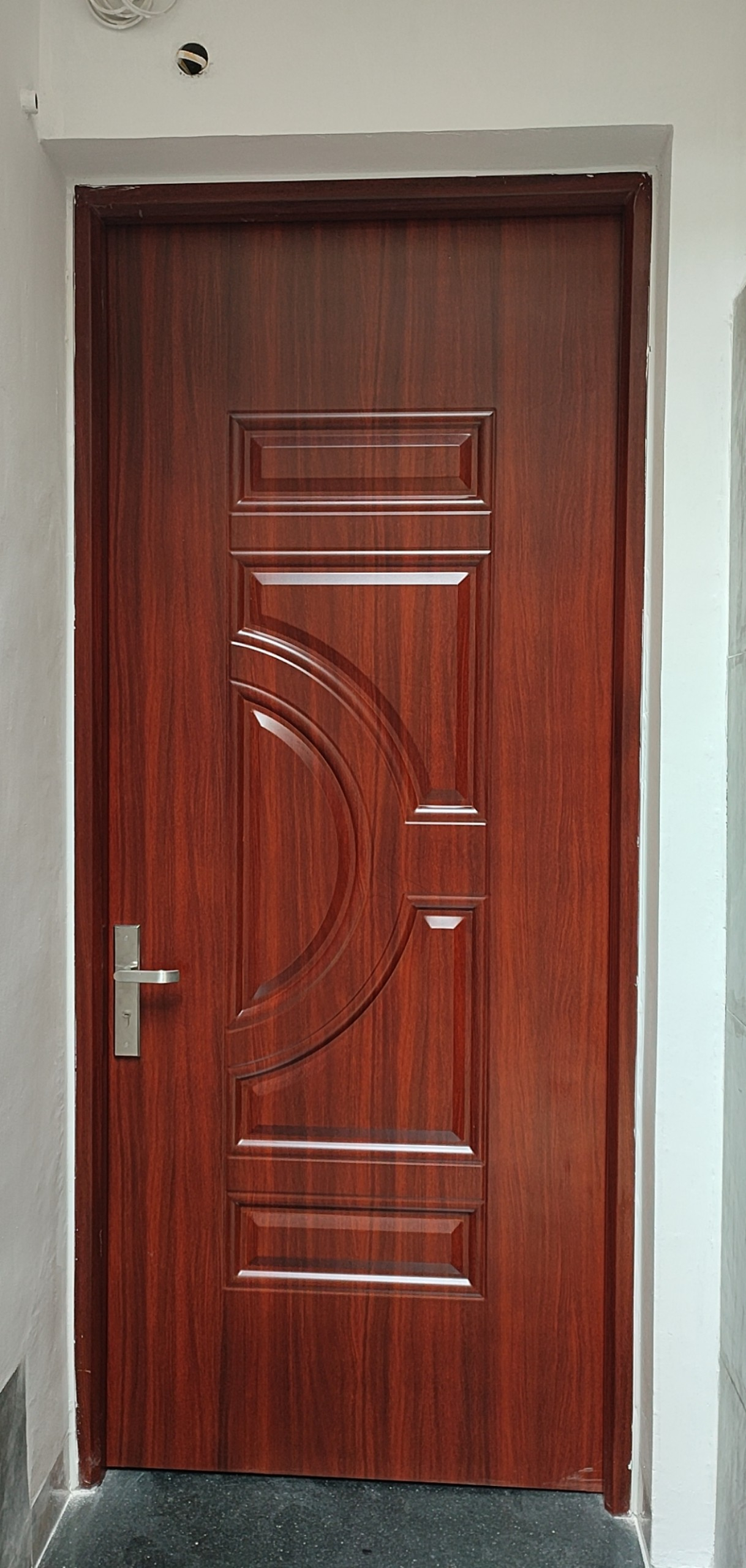 Cửa thép vân gỗ 1 cánh SB-TVG 03